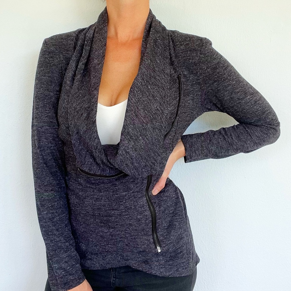 Forever 21 gray layered cowl neck zip front jacket size small
